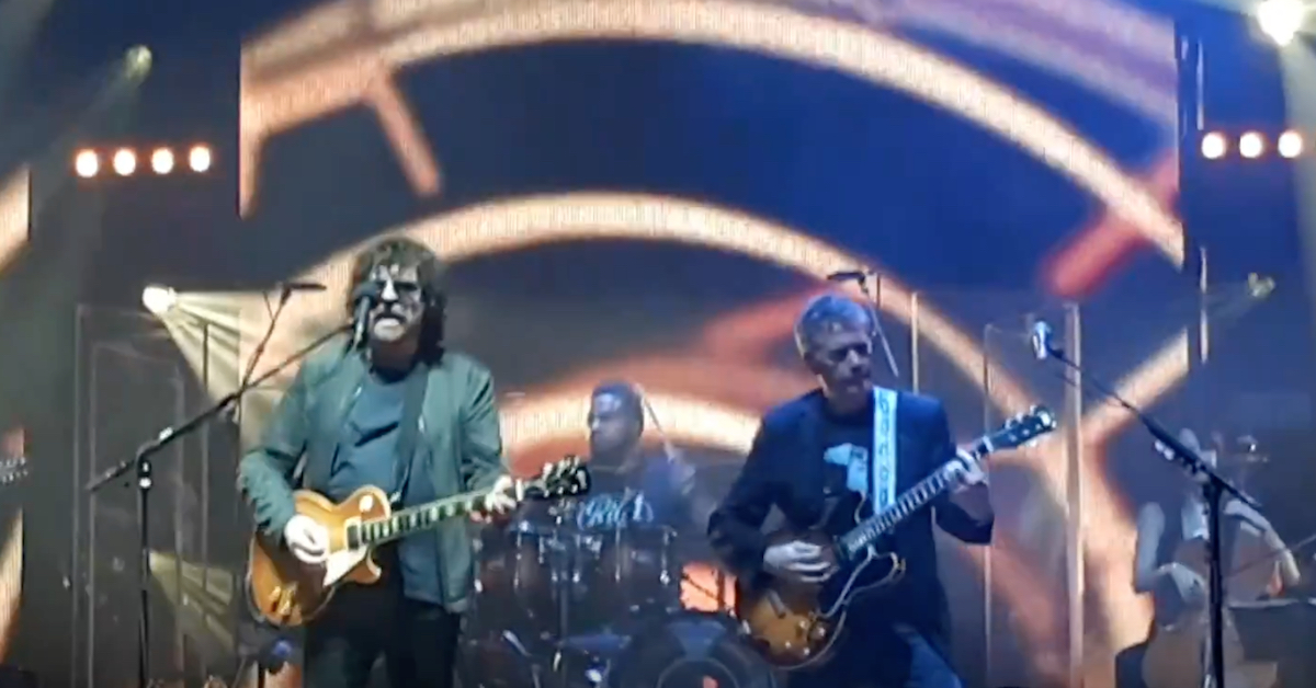 Elo In Concert Jeff Lynne's ELO Returns to the Stage - Best Classic Bands Development